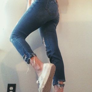 LAST CHANCE Distressed 7/8 jeans